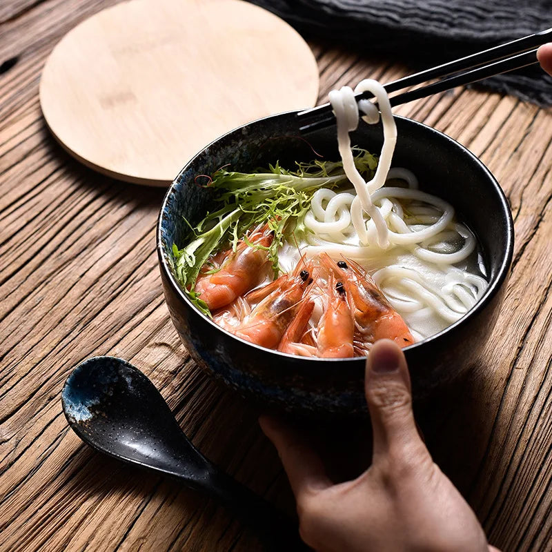 Japanese Style Ceramic Bowl with Lid, Single Noodle Bowl, Creative Instant Noodle Bowl